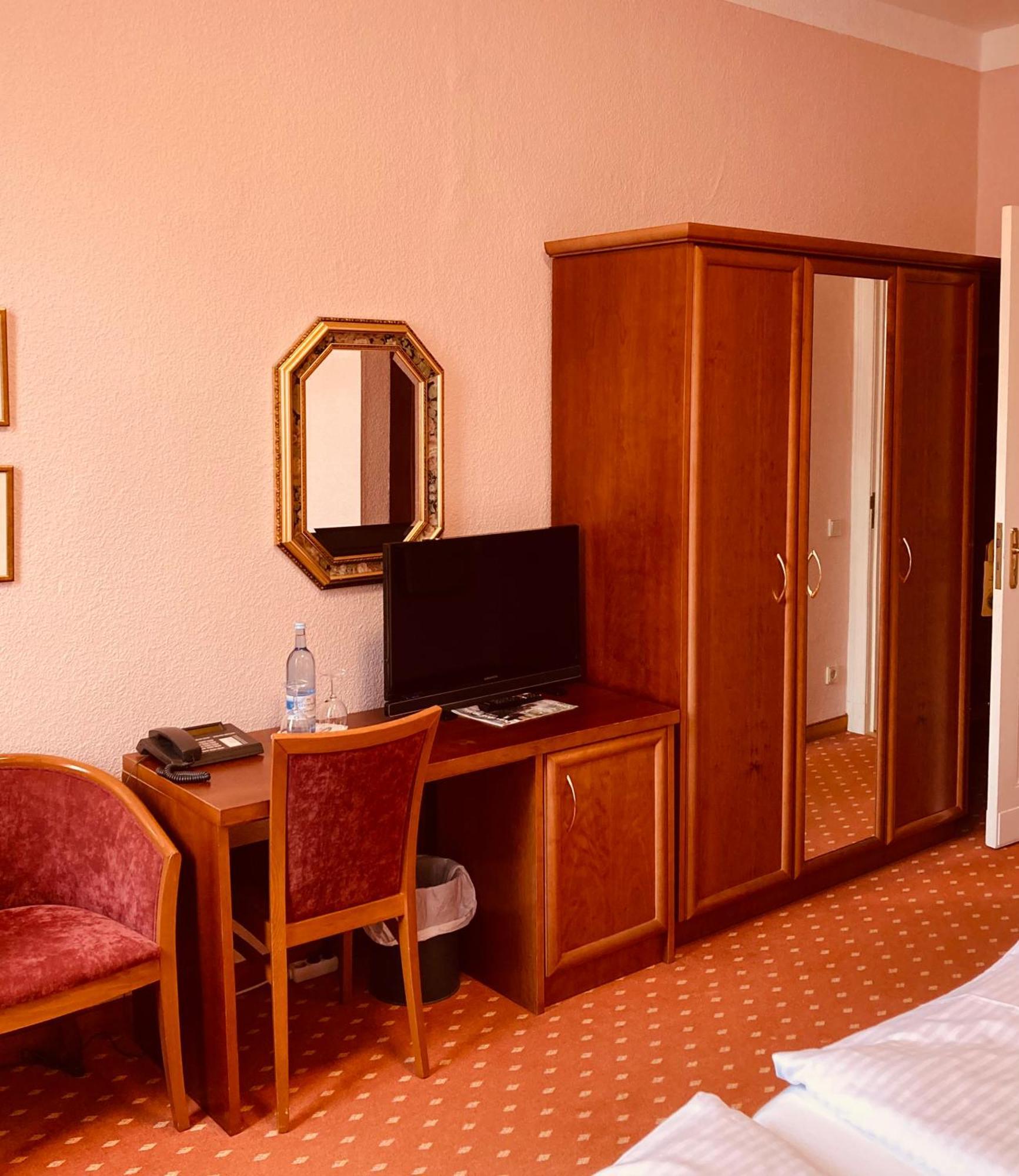 Hotel Germania Heringsdorf  Exterior foto